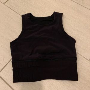 Lululemon black cropped workout top
